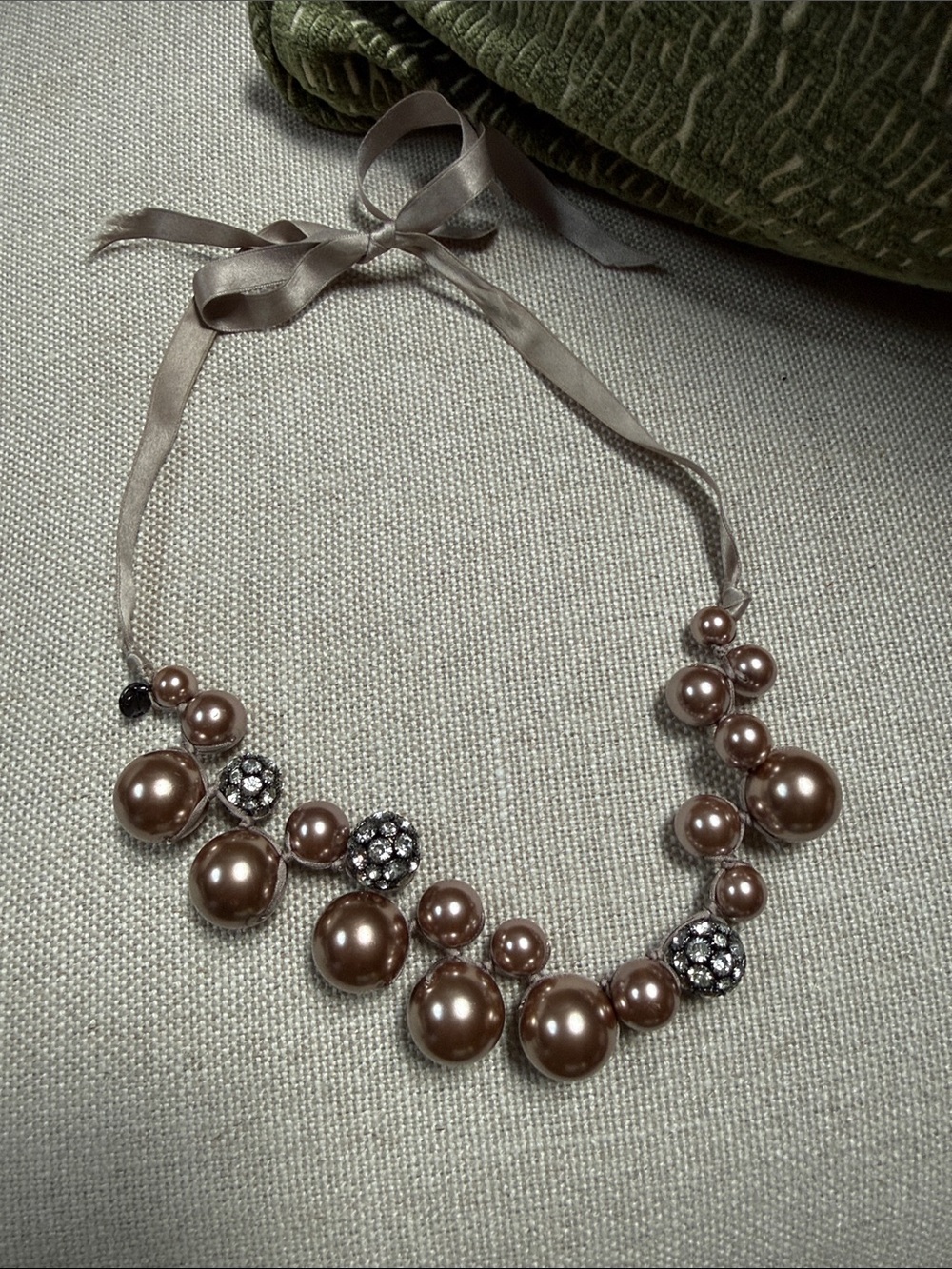 Ribbon-Tie Pearl Cluster Necklace in Rose Gold